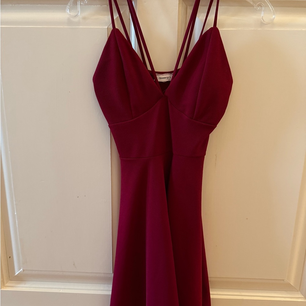 Elegant Burgundy Spaghetti Strap Dress
